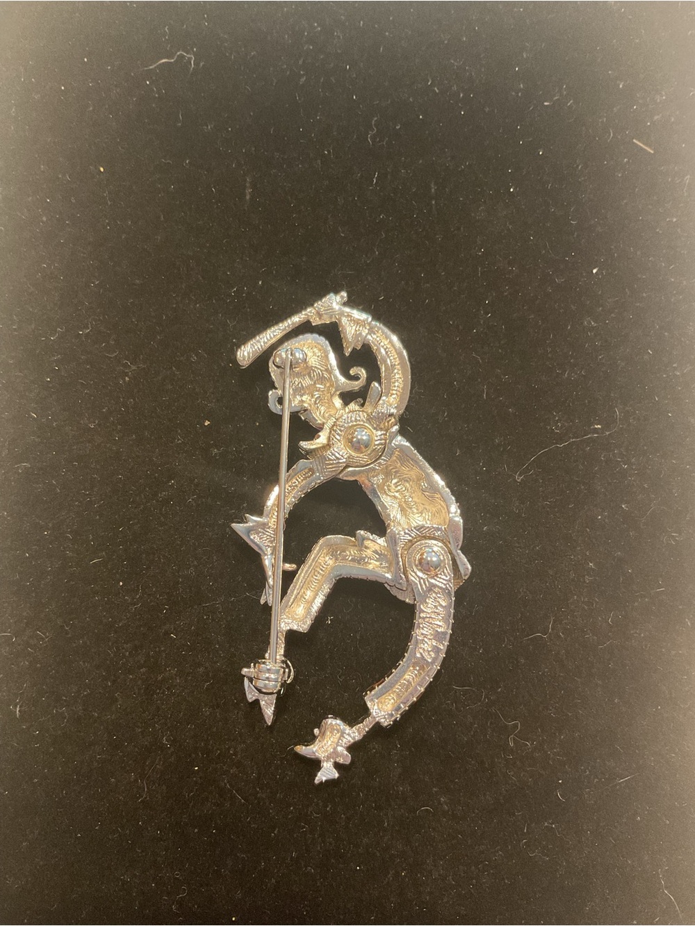 Vintage Bob Mackie Articulated Enamel Jester Pin Brooch signed - Picture 3 of 6
